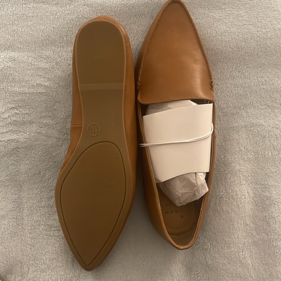 Cognac Size 10 Memory Foam Flats - Picture 3 of 7